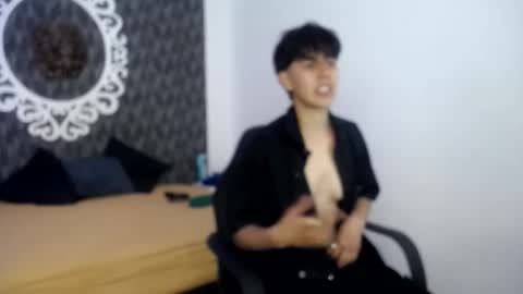 Snapshot of ghost__girl_ chatting on 10.06.25 Your Girl online show from 10.06.25