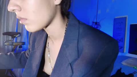 Snapshot of ghost__girl_ chatting on 11.05.25 Your Girl online show from 11.05.25