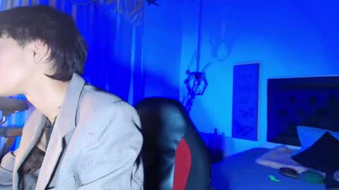 Snapshot of ghost__girl_ chatting on 11.07.25 Your Girl online show from 11.07.25