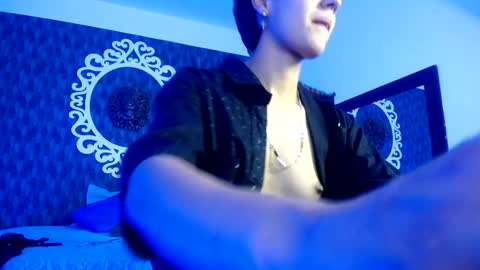 Snapshot of ghost__girl_ chatting on 11.08.25 Your Girl online show from 11.08.25