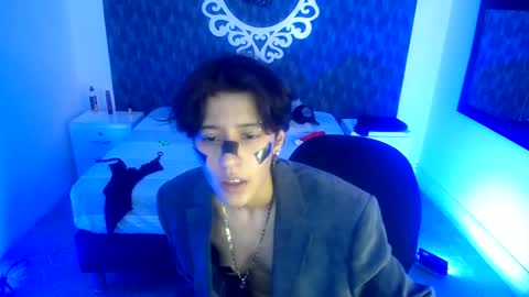 Snapshot of ghost__girl_ chatting on 12.05.25 Your Girl online show from 12.05.25