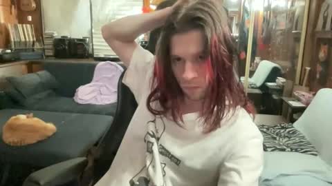 Snapshot of ghostboygbc chatting on 05.18.26 ghostboygbc online show from 05.18.26