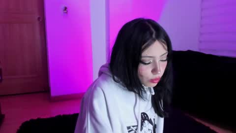 ghostly_doll online show from 01.23.25