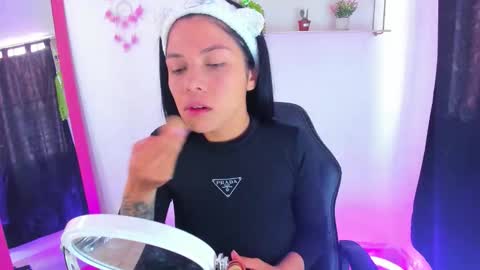 Snapshot of gia_contii chatting on 02.16.26 giaaaa online show from 02.16.26