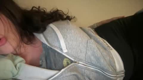 Snapshot of gia_is_horny chatting on 02.26.25 The Queen of Squirt online show from 02.26.25