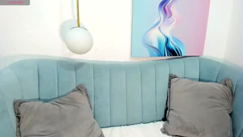 I am gia online show from 11.06.25