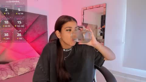 Gia  online show from 12.18.25