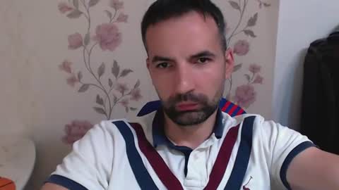 Snapshot of gianni_lion chatting on 06.12.26 Gianni online show from 06.12.26