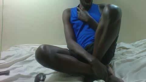 Snapshot of giant_couple chatting on 02.12.26 giant_couple online show from 02.12.26