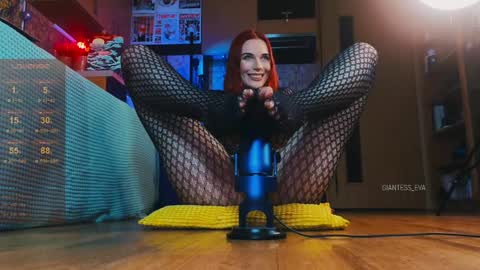 Eva online show from 01.10.25