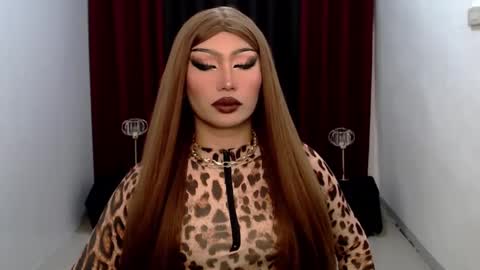 Gia X online show from 01.20.25