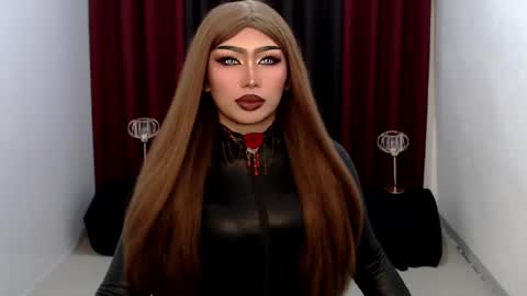 Gia X online show from 02.17.25