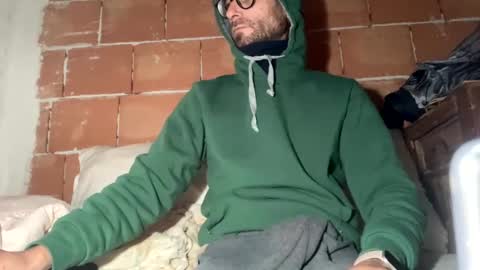 Snapshot of gicobest chatting on 01.18.25 Corrado online show from 01.18.25