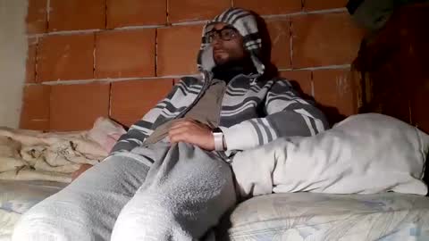 Snapshot of gicobest chatting on 03.02.25 Corrado online show from 03.02.25