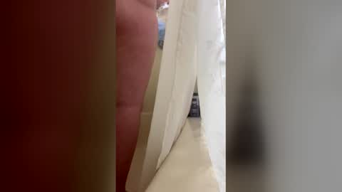 giftplz83629 online show from 04.27.26