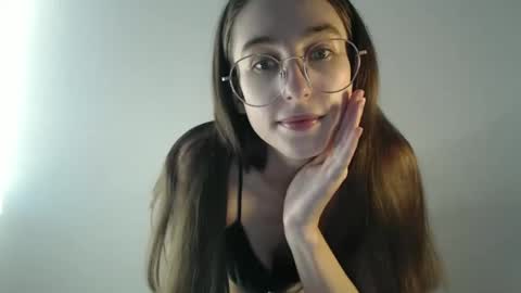 Gigi online show from 12.04.24