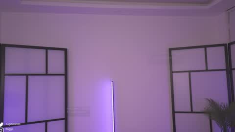 Snapshot of gigi_ulala chatting on 12.01.24 80 off in my OF gigipriv  online show from 12.01.24