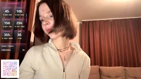 Molly online show from 10.24.25