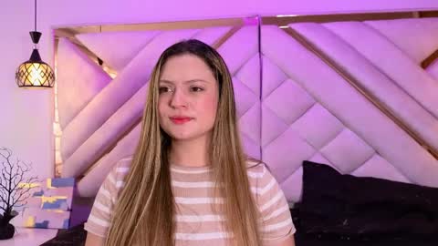 Snapshot of giigii_hadidd chatting on 04.10.26 Giigii Hadid online show from 04.10.26