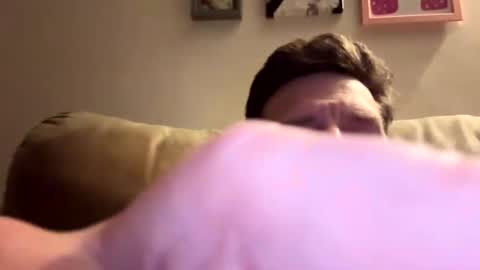 Snapshot of gilbertinio chatting on 12.15.24 Gilbert online show from 12.15.24