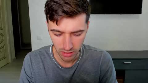 gilbertogonzales online show from 02.28.25