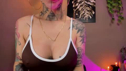 Snapshot of ginebraafxx_ chatting on 02.02.26 Ginebra online show from 02.02.26