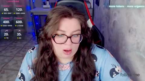 Snapshot of ginger_grayy chatting on 05.21.26 Alexa here online show from 05.21.26