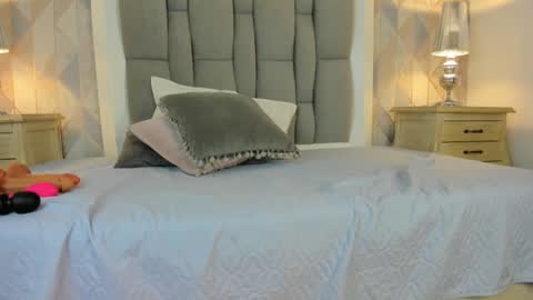 Snapshot of ginger_violetta chatting on 12.12.24 Ginger online show from 12.12.24