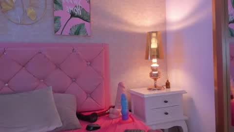 Snapshot of ginger_violetta chatting on 03.05.25 Ginger online show from 03.05.25