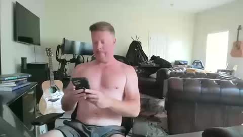 Snapshot of gingerzaddy chatting on 10.18.25 gingerzaddy online show from 10.18.25