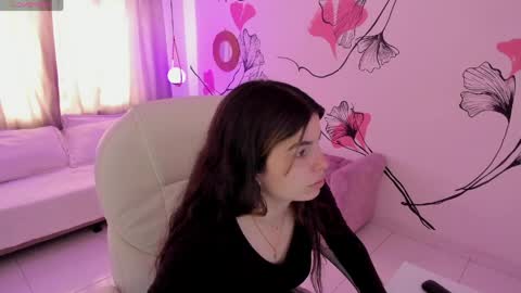 Kendall online show from 04.11.26