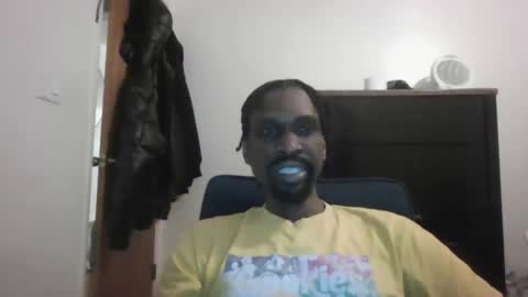 gino_crazy87 online show from 01.21.25