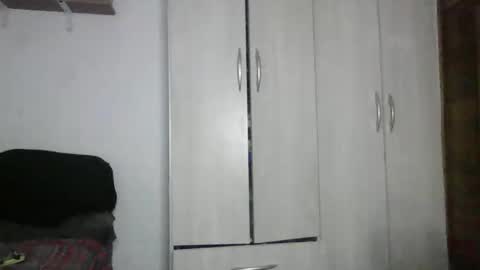 Snapshot of ginon293 chatting on 03.06.25 emahot online show from 03.06.25