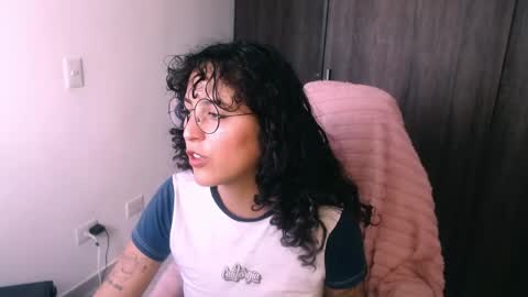 Snapshot of giny_bean chatting on 04.28.26 giny_bean online show from 04.28.26