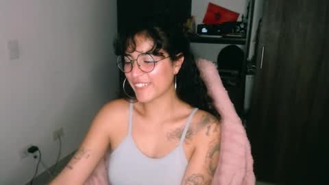 Snapshot of giny_bean chatting on 05.08.26 giny_bean online show from 05.08.26