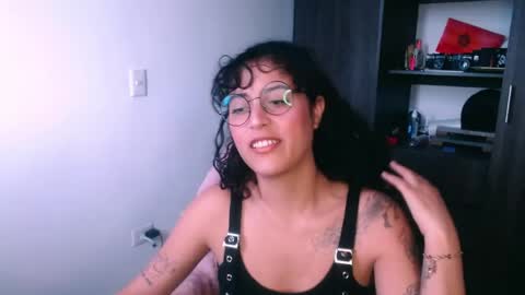 Snapshot of giny_bean chatting on 05.11.26 giny_bean online show from 05.11.26