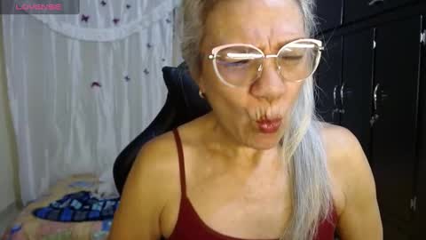 Snapshot of giorgia_xue53 chatting on 03.06.25 Mary online show from 03.06.25