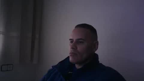 Snapshot of gioshadow chatting on 01.25.25 gioshadow online show from 01.25.25