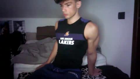 giovyyx online show from 02.14.25