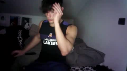 giovyyx online show from 02.18.25