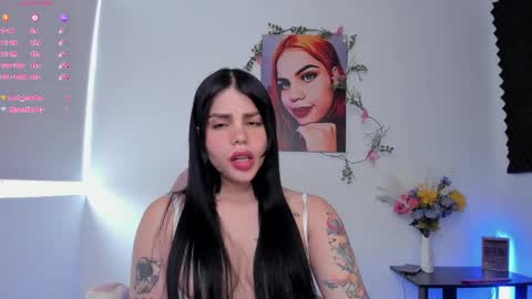 Snapshot of girl_dollx chatting on 05.23.26 Bri online show from 05.23.26