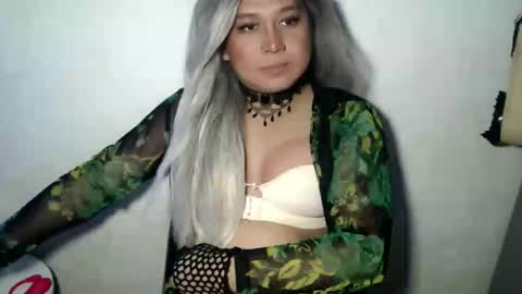 Snapshot of girl_seductionxoxo chatting on 03.22.26 Nica online show from 03.22.26