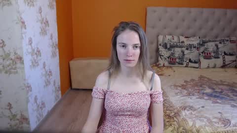 Snapshot of girl_summer97 chatting on 12.13.24 Katia online show from 12.13.24