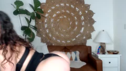 Snapshot of girlnexxxdoor chatting on 05.19.26 Girlnexxxdoor online show from 05.19.26
