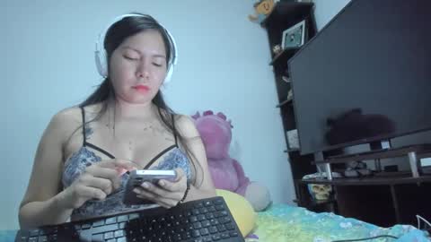 girlrock2024 online show from 01.11.25