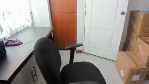 Ela online show from 10.14.25