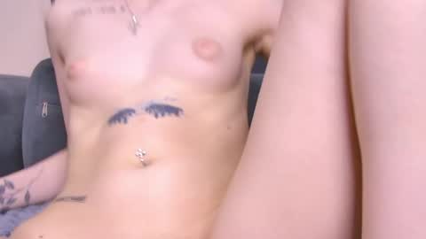 Ella Lisa Chloe online show from 11.02.25