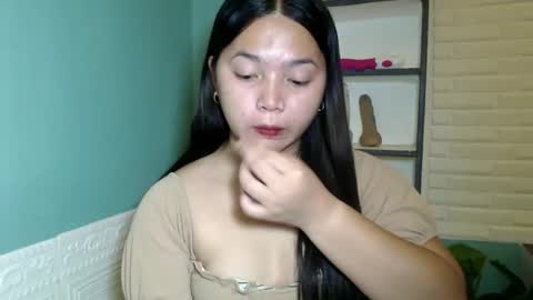 Rhaine online show from 12.19.25