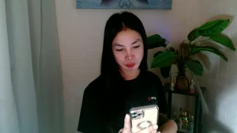 Snapshot of girlwhobelieveinmagic chatting on 03.02.25 Callmenor online show from 03.02.25