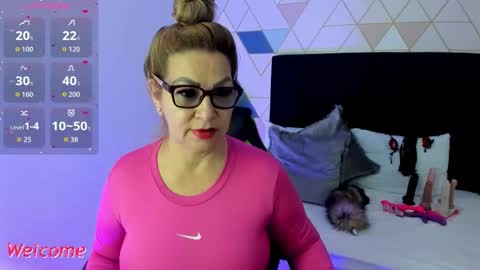 Gisella online show from 10.21.25